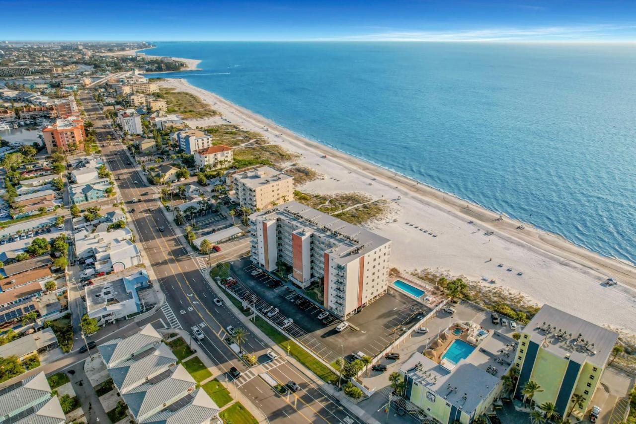 Ferienwohnung Sea Breeze 705 St. Pete Beach Exterior foto